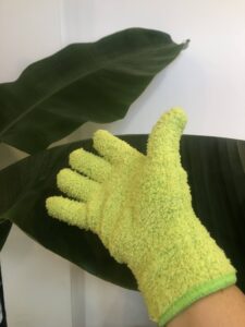 Plant dusting glove